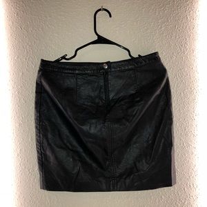 Women’s H&M Leather Mini Skirt